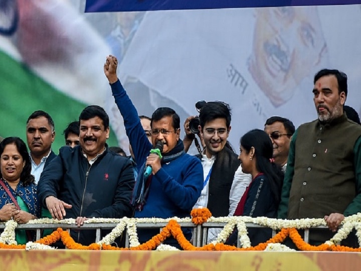 'Kejriwal, Kejriwal, Saari Delhi Tere Naam': AAP Workers Coin New Slogan Hailing Kejriwal's Win ''Kejriwal, Kejriwal, Saari Delhi Tere Naam'': AAP Workers Coin New Slogan Hailing Kejriwal's Win