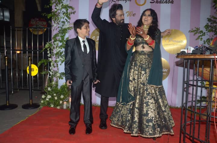 The 'Maryada' actress looked stunning in a green lehenga. 
