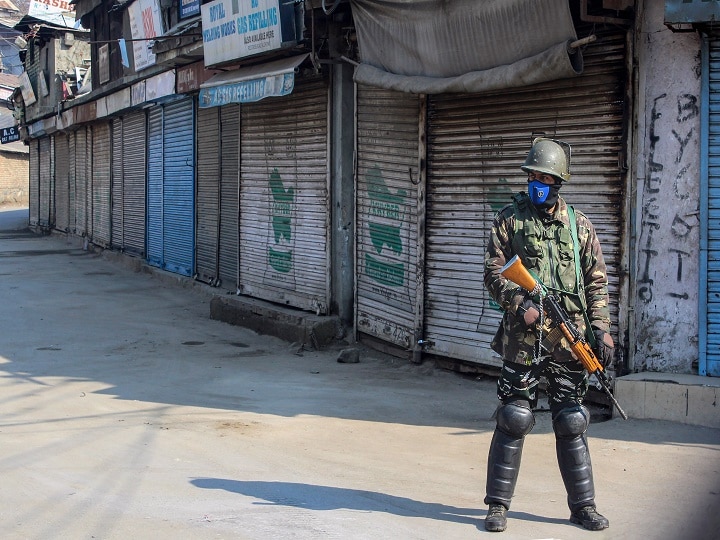 Policeman Abducted In Shopian Village, Forces Launch Search Operation Policeman Abducted In Shopian Village, Forces Launch Search Operation