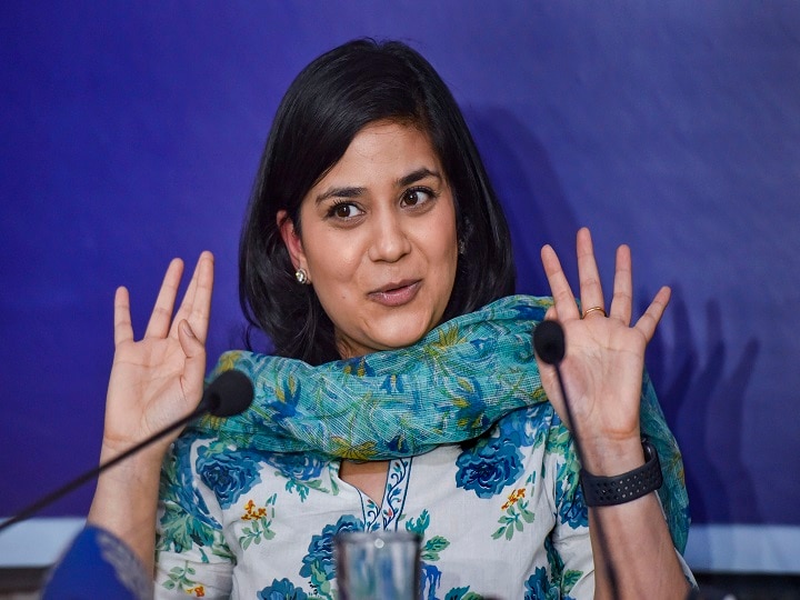 'Won't Make A Good Politician': Mehbooba Mufti's Daughter Iltija Says She's Not Ready To Join Politics 'Won't Make A Good Politician': Mehbooba Mufti's Daughter Iltija Says She's Not Ready To Join Politics