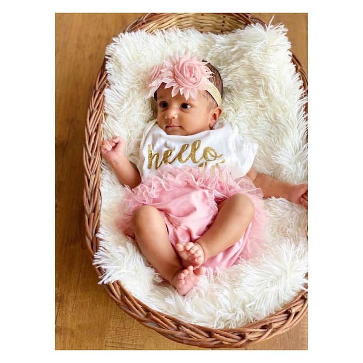 She posted super-cute pictures on Instagram with the caption, 