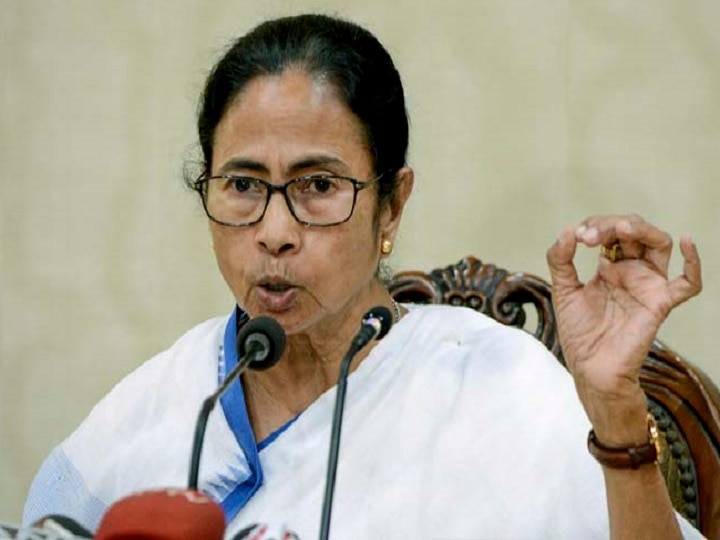 Lockdown 4.0: West Bengal Govt Divides Red Zones Into 3 Categories; Small Shops & Hotels Allowed To Open Lockdown 4.0: Bengal Govt Divides Red Zones Into 3 Categories; Shops, Parlours, Hotels Allowed To Open