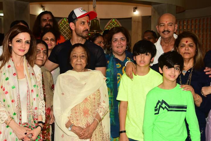 On the occasion of Mahashivratri 2020, Hrithik Roshan visited a temple in Mumbai on Friday (February 21) to seek blessings from Lord Shiva. (PIC Credit- Manav Manglani)