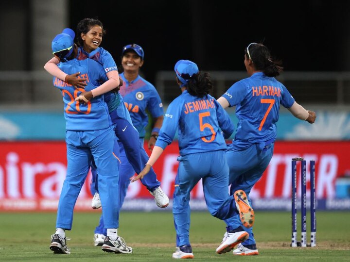 IND vs AUS, Women's T20 WC: Poonam Yadav's Magical Spell Help India Beat Australia By 17 Runs At Sydney IND vs AUS, Women's T20 WC: Poonam Yadav's Magical Spell Help India Beat Australia By 17 Runs At Sydney