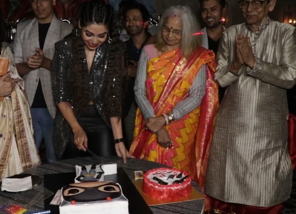 PICS: Mrizapur Actress Anangsha Biswas Celebrates Her Birthday With A GRAND Bash