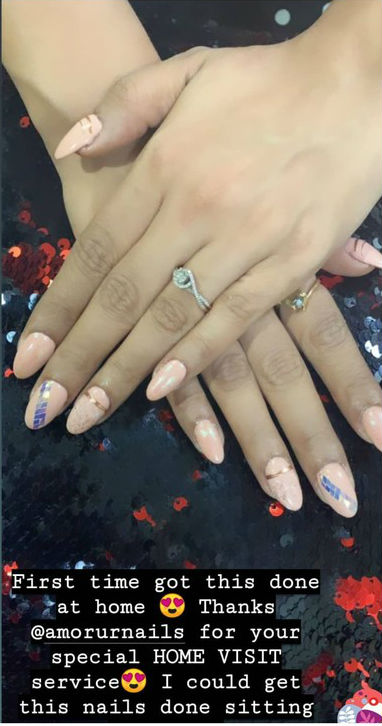 Bigg Boss 13's Paras Chhabra BLOCKS EX Akanksha Puri On WhatsApp As She FLAUNTS Diamond On Ring Finger!