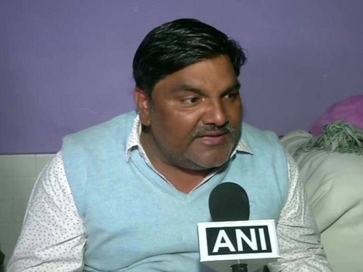 Delhi Violence: FIR Against AAP Councillor Tahir Hussain, Charged With Murder Of IB Staffer Delhi Riots: AAP Suspends Tahir Hussain After FIR Filed Against Him For Murder Of IB Staffer