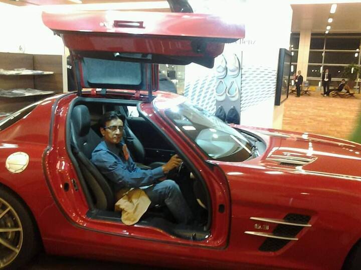 His real-life pictures will surely leave everyone surprised. (Photo: Instagram)