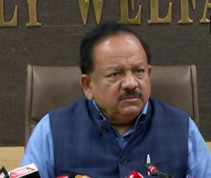 Union Health Minister Harsh Vardhan launches 'COVID India Seva' to address citizens' queries Union Health Minister Harsh Vardhan launches 'COVID India Seva' to address citizens' queries