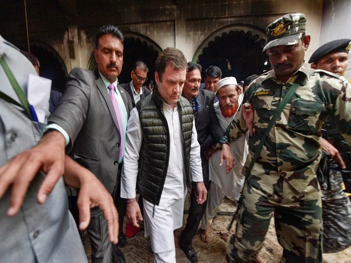 Rahul Gandhi Visits Northeast Delhi Violence Hit Areas Delhi Riots 'Politics Of Division Harm Bharat Mata': Rahul Gandhi Visits Violence-Hit Areas In Northeast Delhi