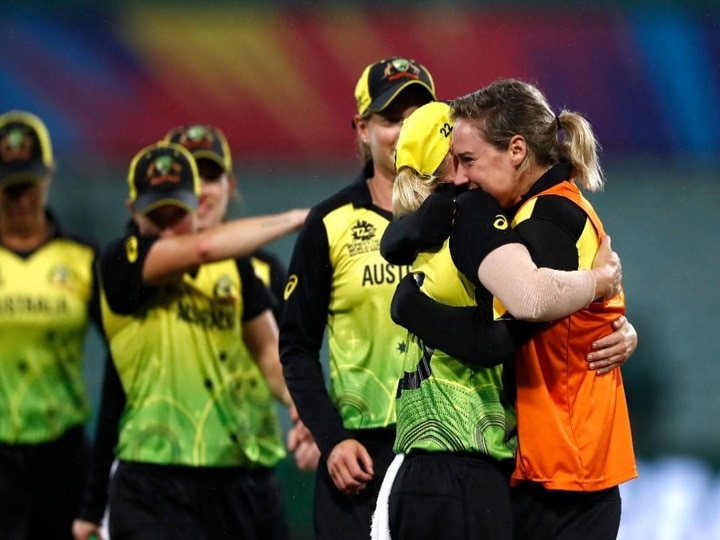 ICC Women's T20 WC: Australia Prevail Over South Africa; To Lock Horns With India In Final ICC Women's T20 WC: Australia Prevail Over South Africa; To Lock Horns With India In Final