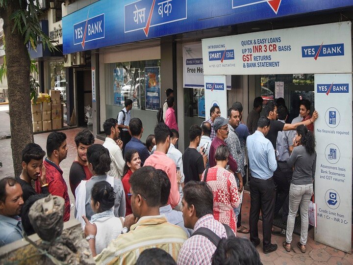 Yes Bank ATMs Resume Operation After 24-Hours Reserve Bank Nirmala Sitharaman Yes Bank Crisis: Relief For Account Holders As ATMs Resume Operation After 24-Hours