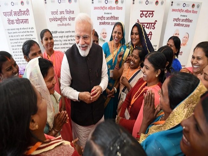 Women's Day: Some Women Activists Call PM's Gesture Amazing, Others Say It's Attention Seeking Move Women's Day: Some Women Activists Call PM's Gesture Amazing, Others Say It's Attention Seeking Move