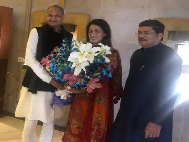 Congress General Secretary Mukul Wasnik Marries At 60 Congress General Secretary Mukul Wasnik Marries At 60