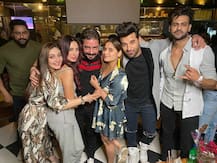 REUNION PICS: 'Bigg Boss 13' Contestants Paras, Mahira & Others Party Hard Together