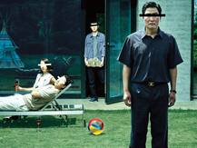 'Parasite' Becomes UK's Highest-Grossing Foreign-Language Film