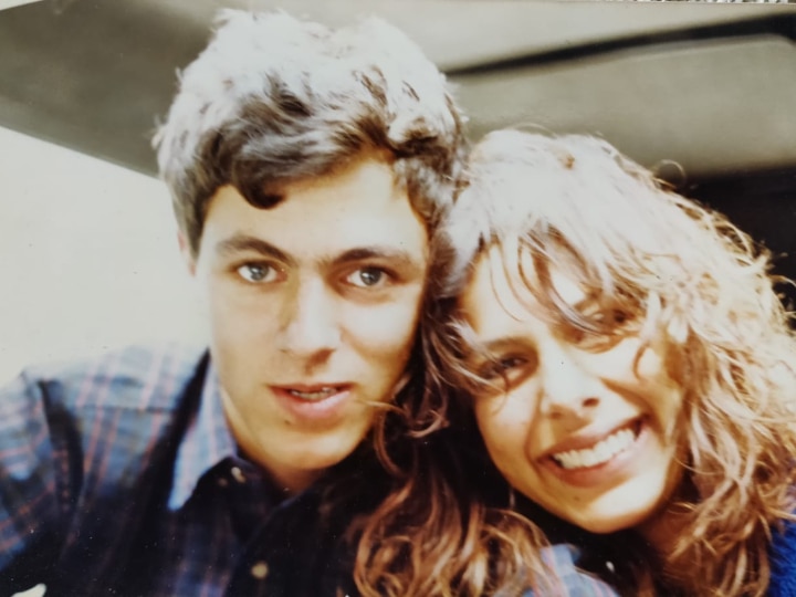 Actress Pooja Bedi Shares Her ‘Childhood Buddy’ Omar Abdullah’s Throwback Picture Actress Pooja Bedi Shares Her ‘Childhood Buddy’ Omar Abdullah’s Throwback Picture