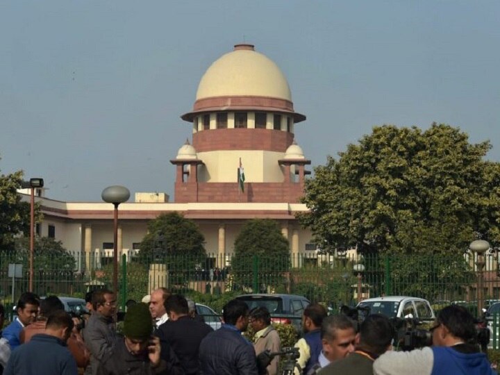MP Politics: SC To Hear Today Petition Filed By Shivraj Singh Chouhan, Others To Hold Immediate Floor Test MP Politics: SC Issues Notice To Madhya Pradesh Govt On Plea For Floor Test; Hearing Tomorrow At 10:30 Am