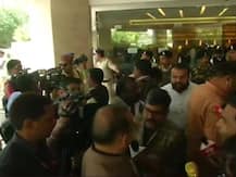 MP Crisis: 74 Congress MLAs Return To Bhopal From Jaipur Ahead Of Floor Test; Lodged In Marriott Hotel