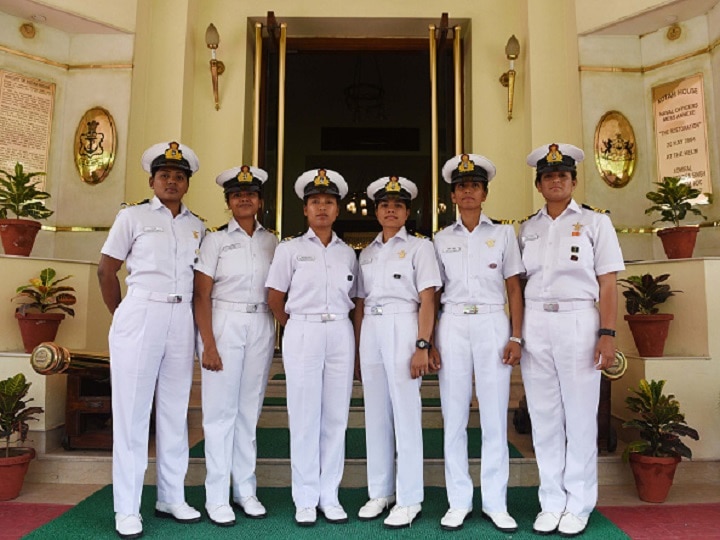 'Women Can Sail With Same Efficiency As Male Officers': SC Grants Permanent Commission To Women Officer In Navy 'Women Can Sail With Same Efficiency As Male Officers': SC Grants Permanent Commission To Women Officer In Navy