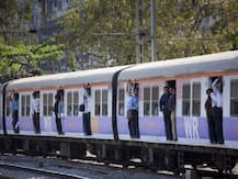 Commuters Alert! Private Bank Employees Now Allowed To Travel In Mumbai Local; Check Rules Here