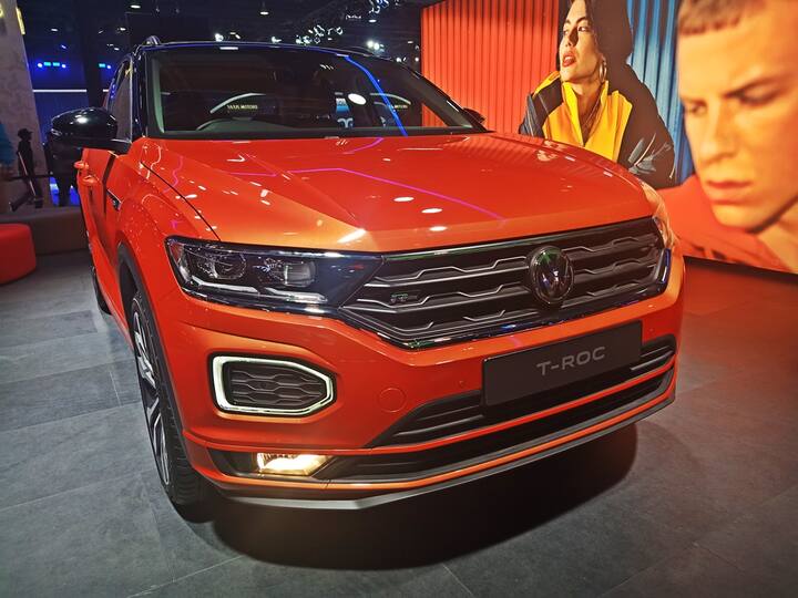 Volkswagen has launched its first compact luxury SUV for India which is called as the T-Roc. The T-Roc was first shown at the Auto Expo and now it is on sale with a price of Rs 19.99 lakh. This would be the compact SUV from Volkswagen and is slotted below the Tiguan Allspace which also just launched recently. Hence lets take a look at this new SUV in detailed images.