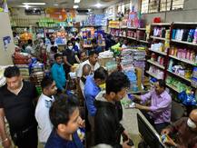 Covid-19 Pandemic: Delhi Markets To Remain Closed For 3 Days From Saturday; Chemists Exempted