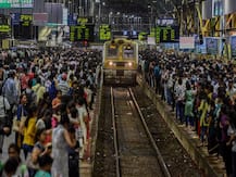 Good News! After 7 Months, Women Finally Allowed To Travel In Mumbai Locals From Today; Know 6 Things