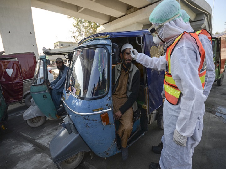 Coronavirus: Pakistan Suspends All Domestic Flights As Covid-19 Cases Rise To 990 Coronavirus In Pakistan: Pak Suspends domestic flights as Covid-19 cases rise to 990