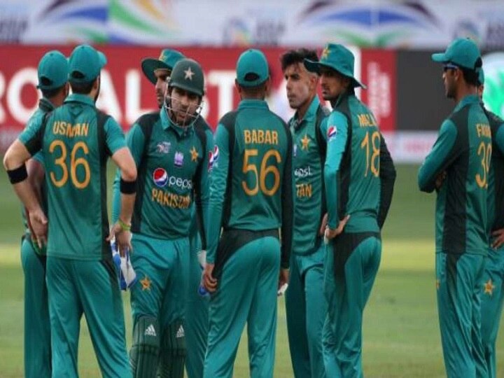 Pakistan Cricketers To Donate Rs 5 Mn To Govt Emergency Fund To Fight COVID-19 Pandemic Pakistan Cricketers To Donate Rs 5 Mn To Govt Emergency Fund To Fight COVID-19 Pandemic