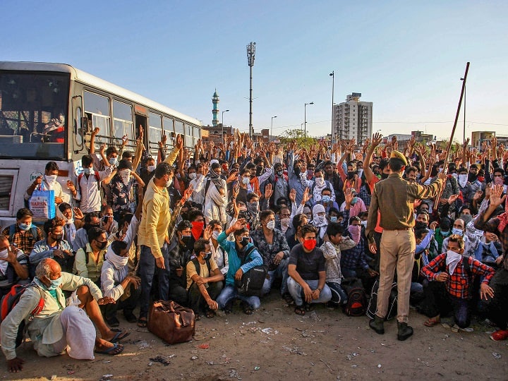 With the exodus of people posing health risks, apex child rights body NCPCR urged migrant labourers to stay put wherever they are and make decision in the best interest of their children. It also advised state governments to accommodate children living on streets in school buildings to ensure that they are protected from coronavirus. (Image: PTI)