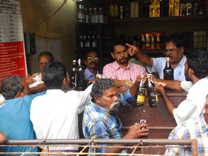 Coronavirus Lockdown: Kerala Govt Passes For Drinkers Experiencing Withdrawal Symptoms Kerala Govt To Issue Special Alcohol Passes For Drinkers Experiencing Withdrawal Symptoms