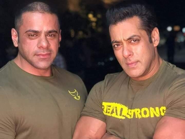 Coronavirus: Salman Khan Upset Over Not Being Able to Attend Nephew Abdullah's Funeral Amid COVID-19 Lockdown Coronavirus: Salman Khan Upset Over Not Being Able to Attend Nephew Abdullah's Funeral Amid COVID-19 Lockdown