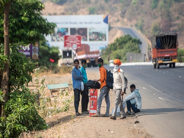 Coronavirus Lockdown: Gujarat Govt Ropes In Primary Teachers To Trace Migrant Workers Coronavirus Lockdown: Gujarat Govt Ropes In Primary Teachers To Trace Migrant Workers