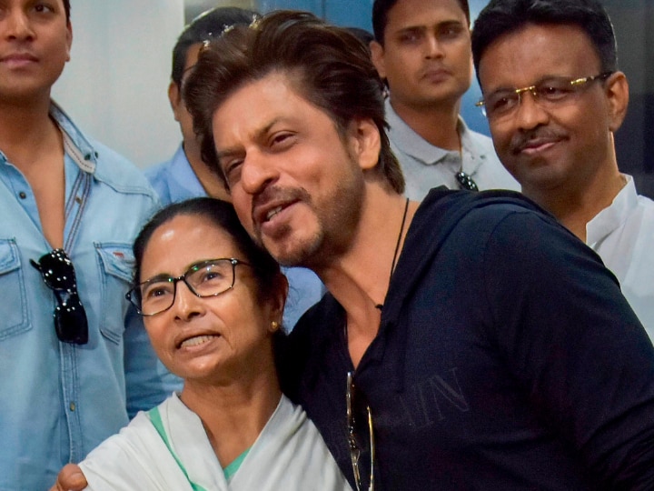 Coronavirus: West Bengal CM Mamata Banerjee Thanks Shah Rukh Khan For His 'Humane Benefaction' Coronavirus: West Bengal CM Mamata Banerjee Has Something Special To Say About SRK