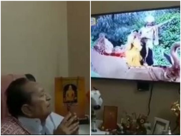 Ramayan Raavan Arvind Trivedi Emotional Watching 'Sita Apaharan' Scene On TV! Watch: Ramayan's Raavan Aka Arvind Trivedi Who’s Now 84-Year-Old Gets Emotional While Watching 'Sita Apaharan' Scene On TV!