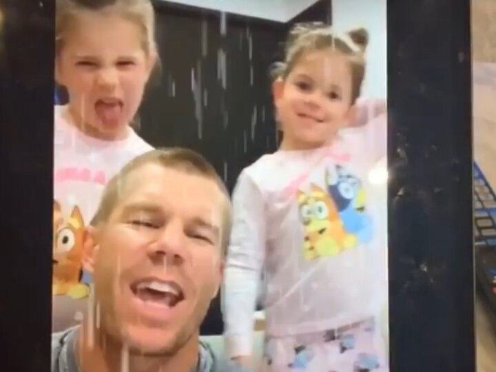 David Warner Joins TikTok On Fan's Request, Shares Hilarious Video David Warner Joins TikTok On Fan's Request, Shares Hilarious Video