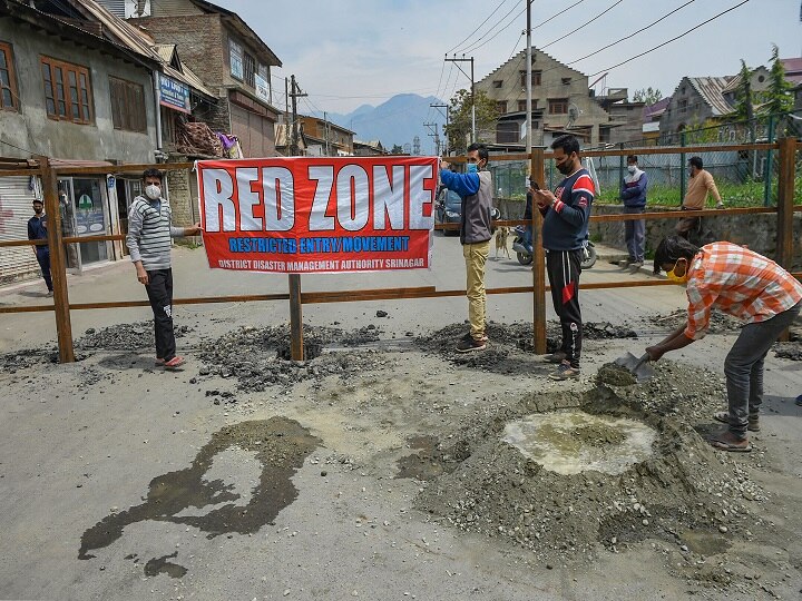 Maharashtra, Delhi, Tamil Nadu Has Most Covid-19 Hotspots; Govt Identifies Red, Green & White Zones Maharashtra, Delhi, Tamil Nadu Have Most Covid-19 Hotspots; Govt Identifies Red, Green & White Zones