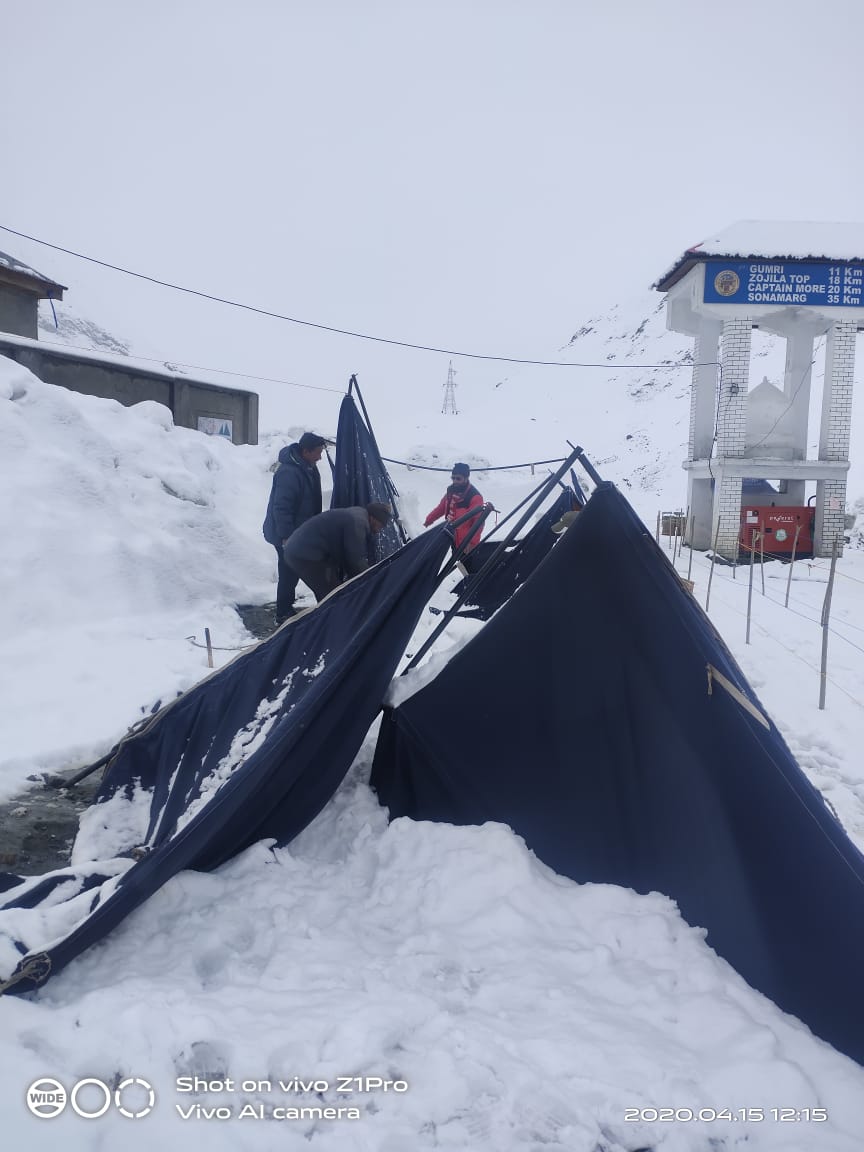 Jammu-Srinagar, Srinagar-Leh Highways Remain Non-Operational For Second Day