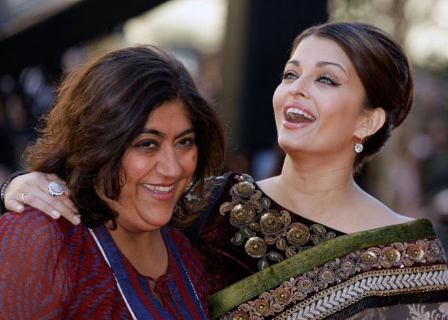 Filmmaker Gurinder Chadha's Aunt Dies Of Coronavirus Complications; Family Chants Sikh Prayers Through Video Call!