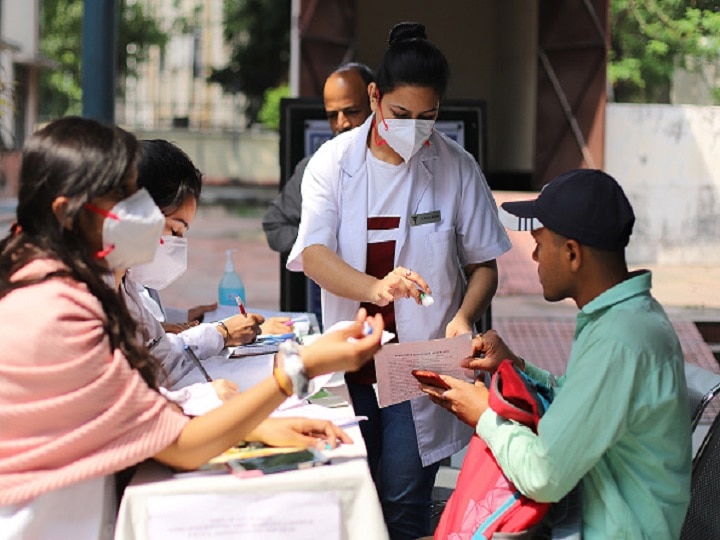 Important To Expedite Covid-19 Vaccine's Clinical Trials With Safe Norms In Place: ICMR On Aug 15 Deadline Important To Expedite Covid-19 Vaccine's Clinical Trials With Safe Norms In Place: ICMR On Aug 15 Deadline