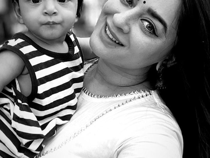 Mahhi Vij Shares Adorable PIC With Daughter Tara, Writes 'You Have Added Colour To All My Blacks And Whites!' 'You Have Added Colour To All My...': Mahhi Vij Shares CUTE Photo With Her Baby Girl