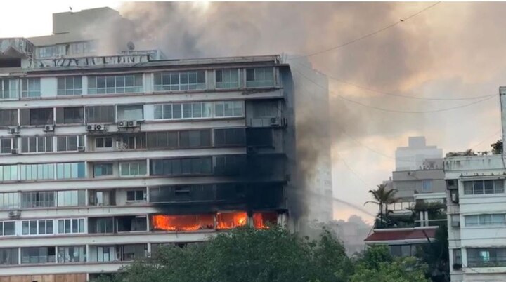 Mumbai: Massive Fire Breaks Out In Napean Sea Road Building, 2 Women Rescued Mumbai: Massive Fire Breaks Out In Napean Sea Road Building, 2 Women Rescued