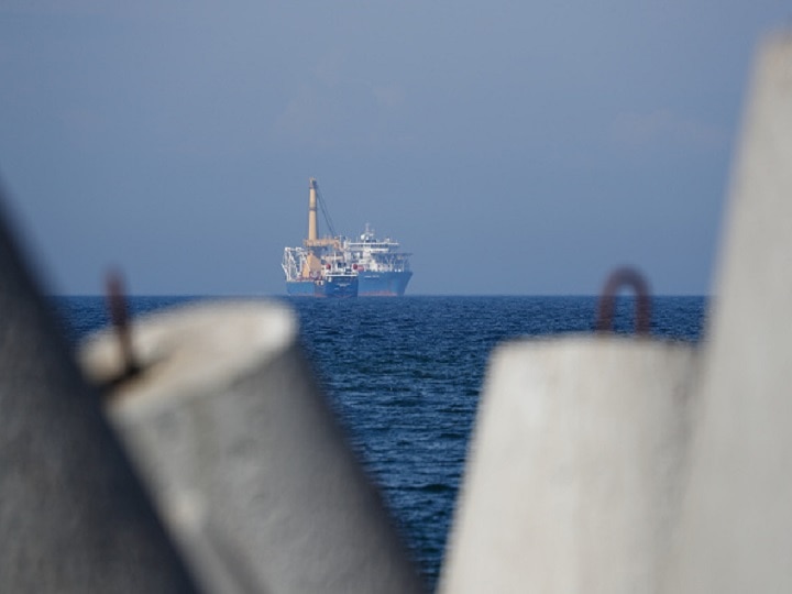 Scientists, Crew On NIOT Ships Have To Wait Till May 17 To Come To Shore Scientists, Crew On NIOT Ships Stuck At Sea Due To Lockdown Extension Scientists, Crew On NIOT Ships Have To Wait Till May 17 To Come To Shore