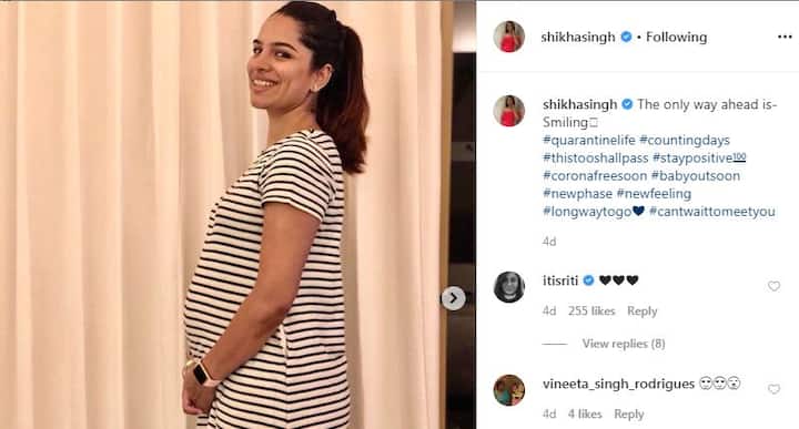 Sriti Jha aka Pragya from 'Kumkum Bhagya' dropped heart emoji in the comment section. Fans have also flooded the comments section with their warm messages.