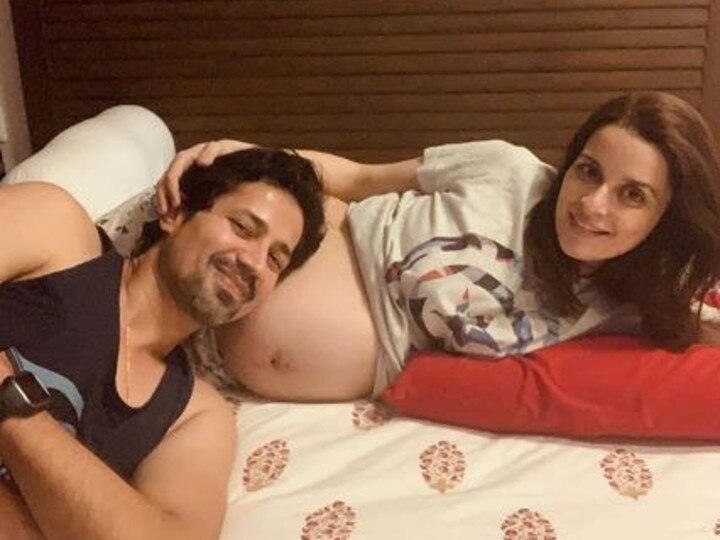 Sumeet Vyas Poses With Pregnant Wife Ekta Kaul’s BABY BUMP On Mother’s Day! Actor Sumeet Vyas Shares Adorable PIC Of Pregnant Wife Ekta Kaul’s BARE BABY BUMP Wishing Her Mother’s Day!