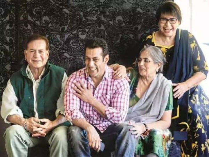Salman Khan Visits Parents In Mumbai After 60 Days; Returns Back To His Panvel Farmhouse In A Few Hours Salman Khan Visits Parents In Mumbai After 60 Days; Returns Back To His Panvel Farmhouse In A Few Hours