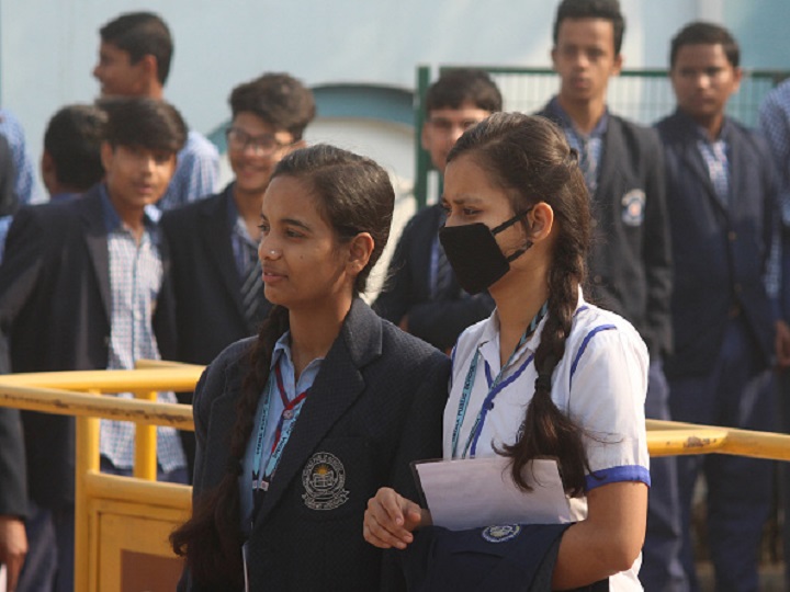 MHA Permits To Conduct Class 10, 12 Board Exams Amid Lockdown; Puts 5 Conditions MHA Permits To Conduct CBSE Class 10, 12 Board Exams Amid Lockdown; New Guidelines Here