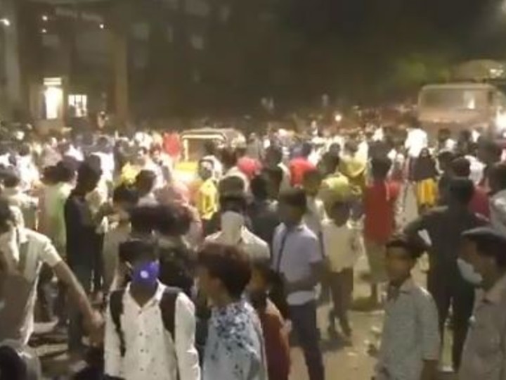 WATCH: Rumour Of Salman Khan Distributing Money & Food Triggers Massive Crowd In Bhiwandi