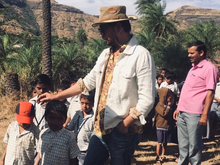 Irrfan Khan Son Babil Khan Shares Unseen PICS; Recalls Time When 'Angrezi Medium Actor Met School Kids In Farmhouse Irrfan Khan's Son Shares Unseen PICS, Recalls Time When 'Angrezi Medium' Actor Met School Kids At Farmhouse